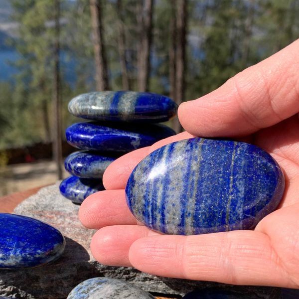 Lapis Lazuli Palmstone For Cheap - Image 3
