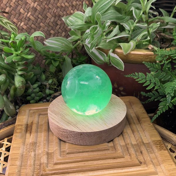 Crystal Mood Light (Green Fluorite Sphere-Medium) Supply - Image 2