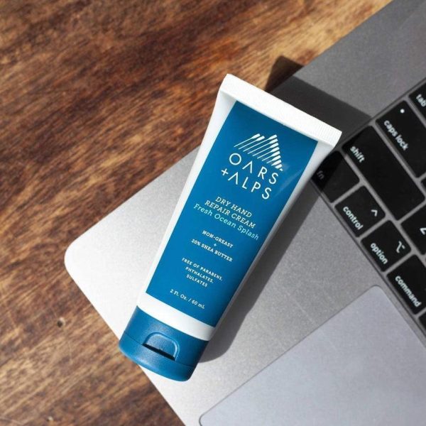 Dry Hand Repair Cream with Shea Butter For Sale - Image 4